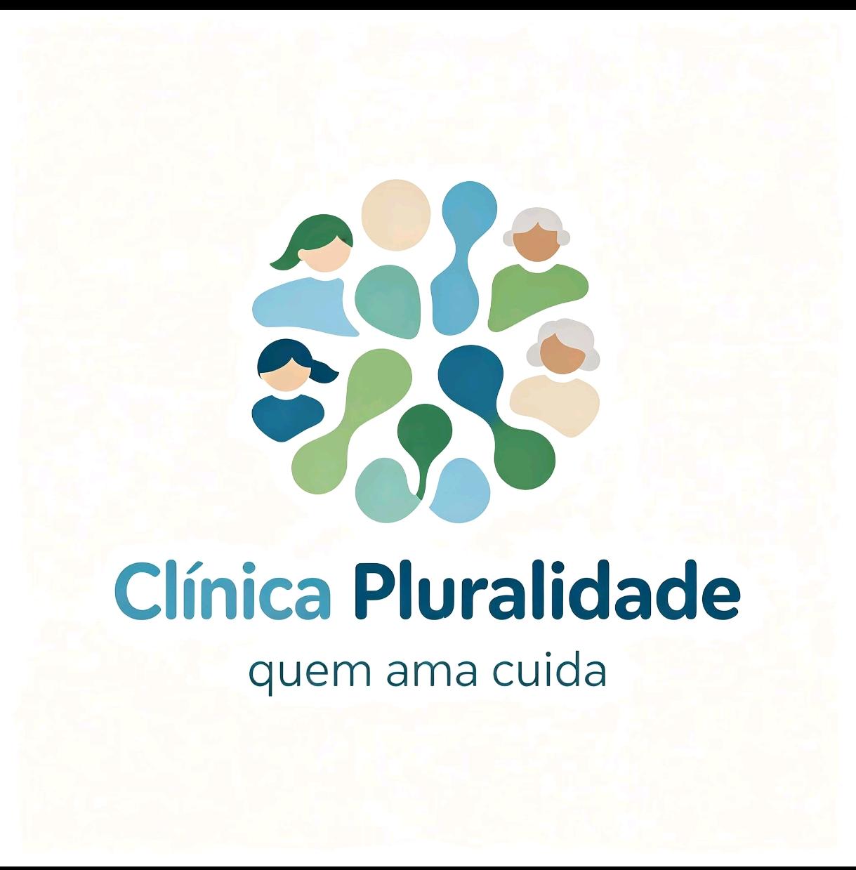 Logo da Clínica Pluralidade com ilustração de pessoas diversas em tons de verde e azul e tagline 'quem ama cuida'